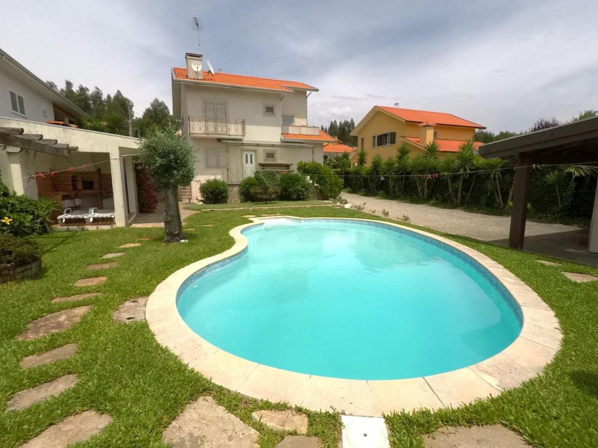 Valadas Guest House Canedo  المظهر الخارجي الصورة