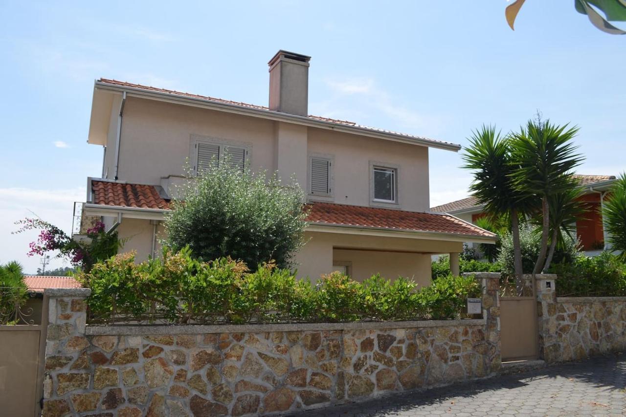 Valadas Guest House Canedo  المظهر الخارجي الصورة