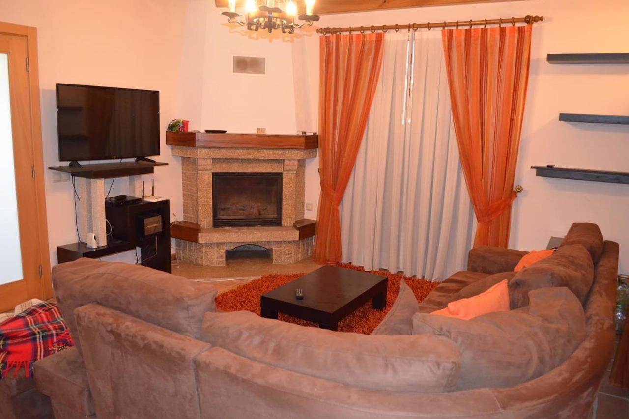 Valadas Guest House Canedo  المظهر الخارجي الصورة