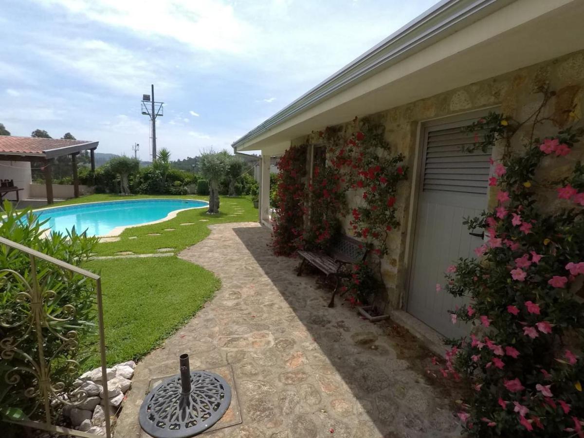 Valadas Guest House Canedo  المظهر الخارجي الصورة