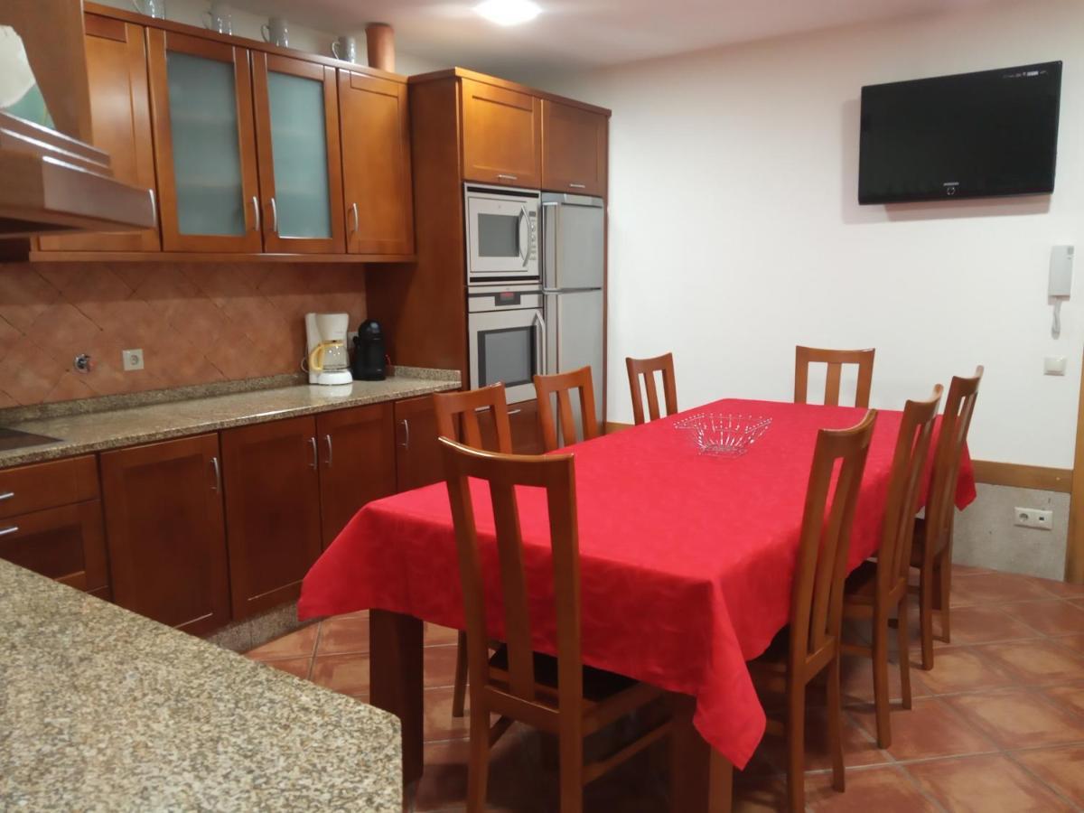 Valadas Guest House Canedo  المظهر الخارجي الصورة